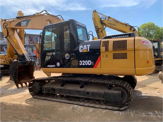 320D 320D2는 버킷과 애벌레 CAT 굴삭기를 사용했습니다