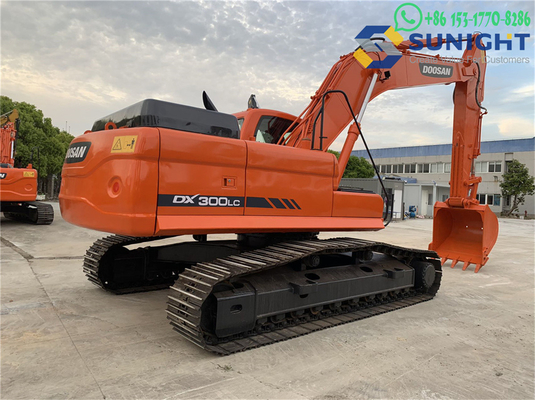 30톤 사용 된 발굴기 원본 한국 Doosan DX300LC 중고용 크롤러 수압 발굴기